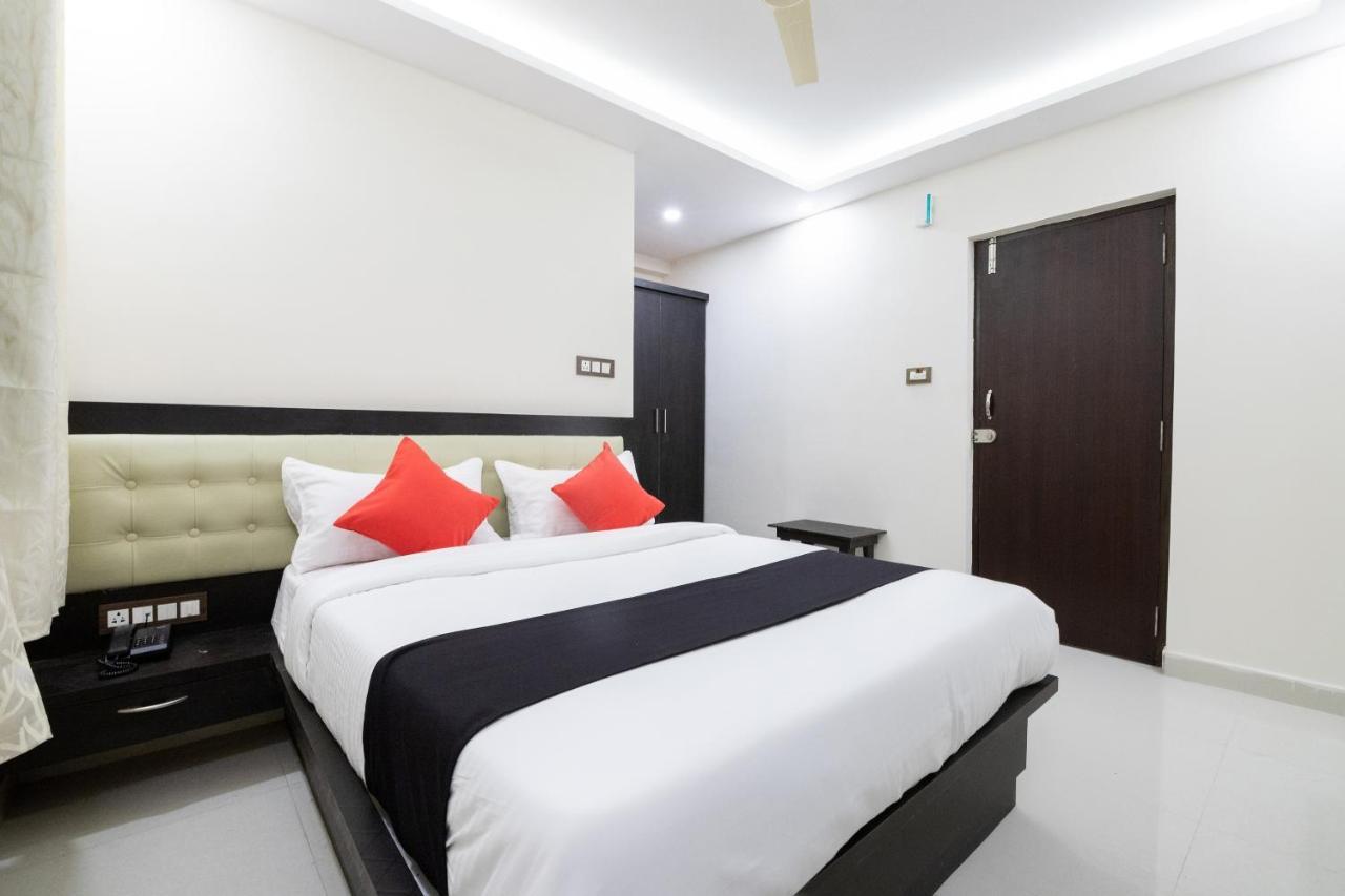 Super Capital O Choice Regal Suites Near Ragigudda Sri Prasanna Anjanayeswamy Temple Bangalore Exteriör bild