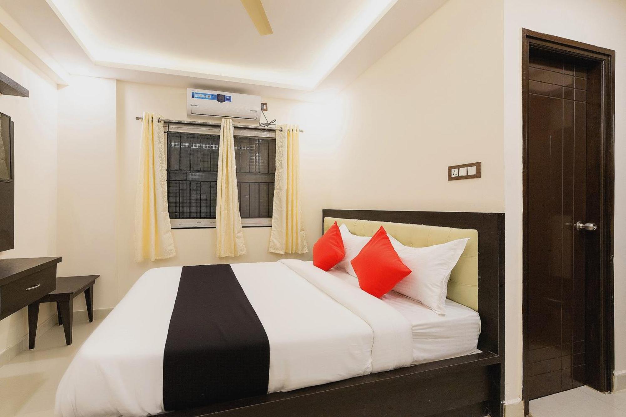 Super Capital O Choice Regal Suites Near Ragigudda Sri Prasanna Anjanayeswamy Temple Bangalore Exteriör bild